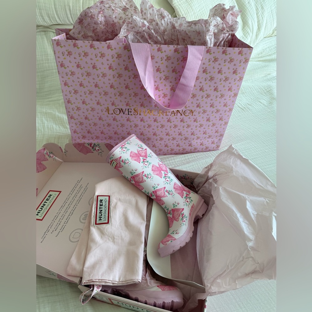 LoveShackFancy x Hunter Boots Gift Wrapped !! Size 3 Big kids